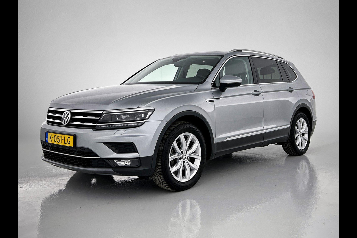 Volkswagen Tiguan Allspace 1.5 TSI Highline |PANO|1e eig|DealeronderH|NLAuto | Massagestoel | Stoelverw | TrekH | Add CC | LaneAss