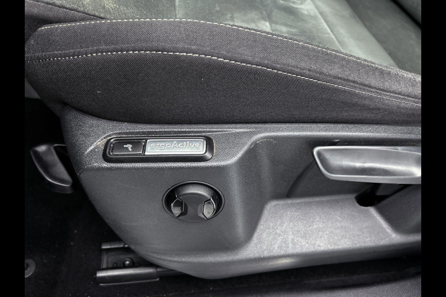 Volkswagen Tiguan Allspace 1.5 TSI Highline |PANO|1e eig|DealeronderH|NLAuto | Massagestoel | Stoelverw | TrekH | Add CC | LaneAss