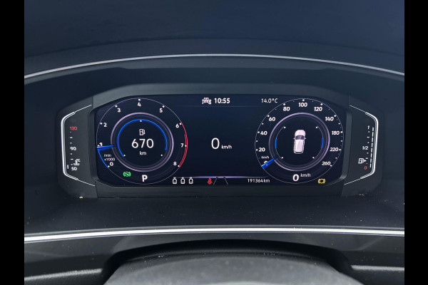 Volkswagen Tiguan Allspace 1.5 TSI Highline |PANO|1e eig|DealeronderH|NLAuto | Massagestoel | Stoelverw | TrekH | Add CC | LaneAss