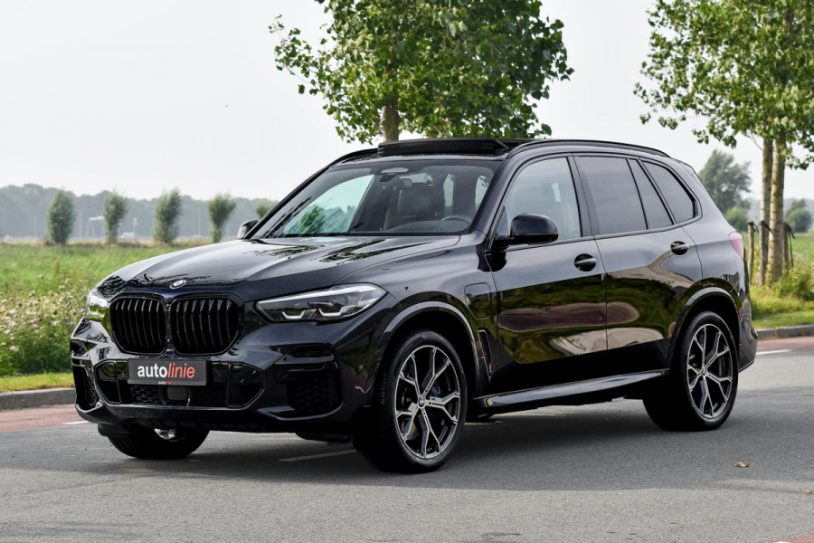BMW X5 XDrive45e M-Sport. Aero, Luchtv, Pano, 360, HUD, ACC, Keyless, Trekhaak, H/K, Leder, Sfeer, 21'' CarPlay!
