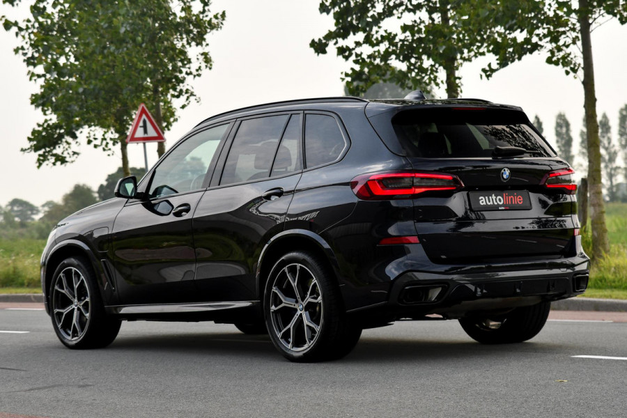 BMW X5 XDrive45e M-Sport. Aero, Luchtv, Pano, 360, HUD, ACC, Keyless, Trekhaak, H/K, Leder, Sfeer, 21'' CarPlay!