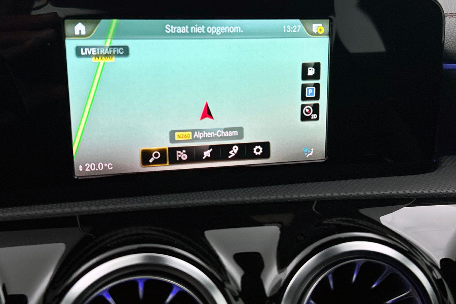 Mercedes-Benz CLA-Klasse 200 Premium Plus AMG-Line(Dealer OndH, Sfeer-Verlichting, Navi, StoelV, Cruise Control, Climate Con, Etc)
