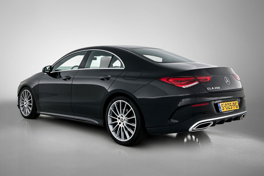 Mercedes-Benz CLA-Klasse 200 Premium Plus AMG-Line(Dealer OndH, Sfeer-Verlichting, Navi, StoelV, Cruise Control, Climate Con, Etc)