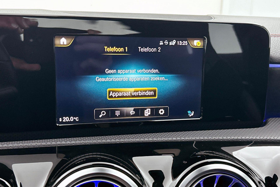 Mercedes-Benz CLA-Klasse 200 Premium Plus AMG-Line(Dealer OndH, Sfeer-Verlichting, Navi, StoelV, Cruise Control, Climate Con, Etc)