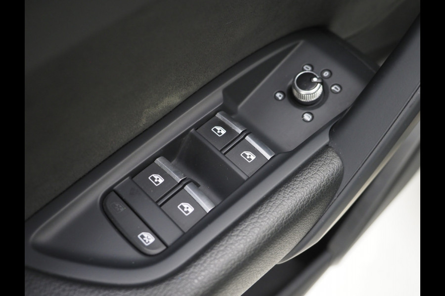 Audi Q5 55 TFSI e quattro Competition | Panoramadak | Trekhaak | 360 | Adaptive Cruise | Keyless | Carplay