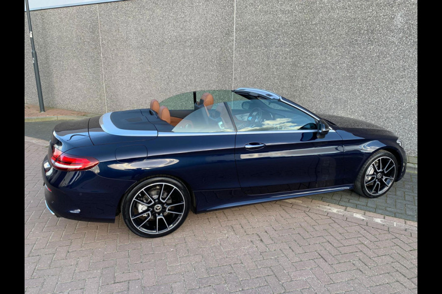 Mercedes-Benz C-Klasse Cabrio 220 d Premium Plus Pack AMG-pakket | BOVAG-GARANTIE | APK BIJ AFLEVERING | BOMVOL OPTIES | TOPSTAAT