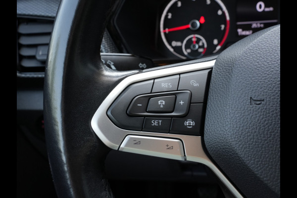 Volkswagen T-Cross 1.0 TSI Life | Adaptive Cruise | Stoelverwarming | Camera