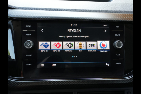 Volkswagen T-Cross 1.0 TSI Life | Adaptive Cruise | Stoelverwarming | Camera