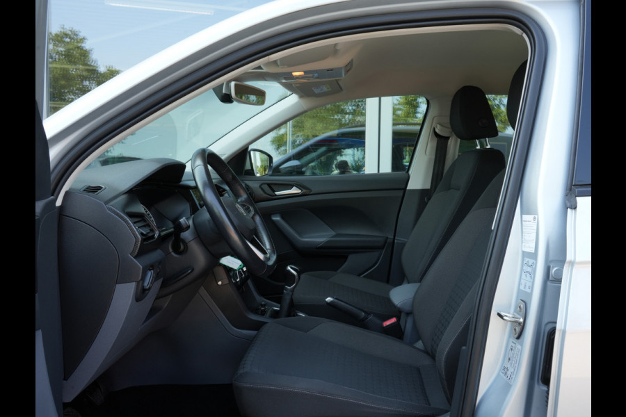 Volkswagen T-Cross 1.0 TSI Life | Adaptive Cruise | Stoelverwarming | Camera