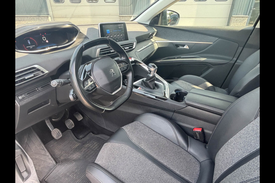 Peugeot 5008 1.2 PureTech Allure 7-Persoons BTW-auto