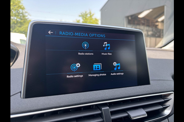 Peugeot 5008 1.2 PureTech Allure 7-Persoons BTW-auto