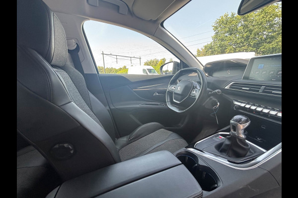 Peugeot 5008 1.2 PureTech Allure 7-Persoons BTW-auto