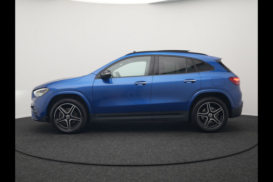 Mercedes-Benz GLA 250 e AMG Line Plug In Hybrid Facelift Night 218pk PHEV | Panodak | Adaptive Cruise | Burmester | 360 Camera | Alcantara Sportstoelen | Widescreen Navi | Keyless | Sfeerverlichting |