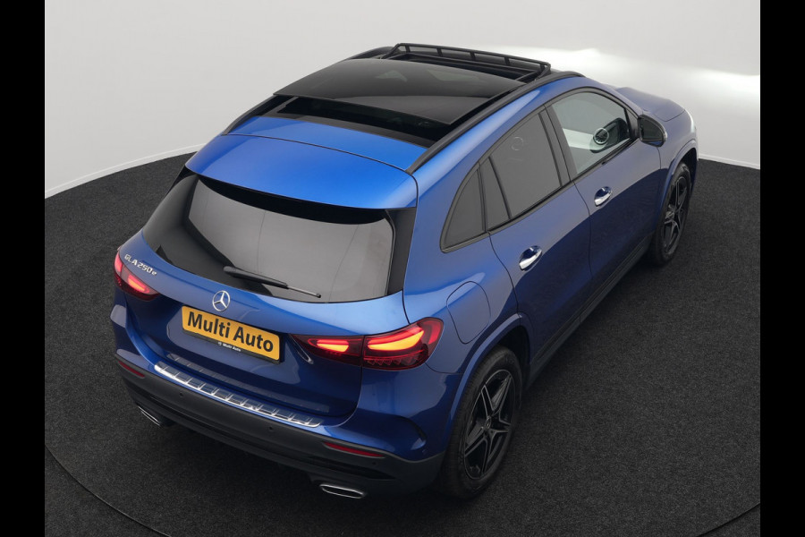 Mercedes-Benz GLA 250 e AMG Line Plug In Hybrid Facelift Night 218pk PHEV | Panodak | Adaptive Cruise | Burmester | 360 Camera | Alcantara Sportstoelen | Widescreen Navi | Keyless | Sfeerverlichting |