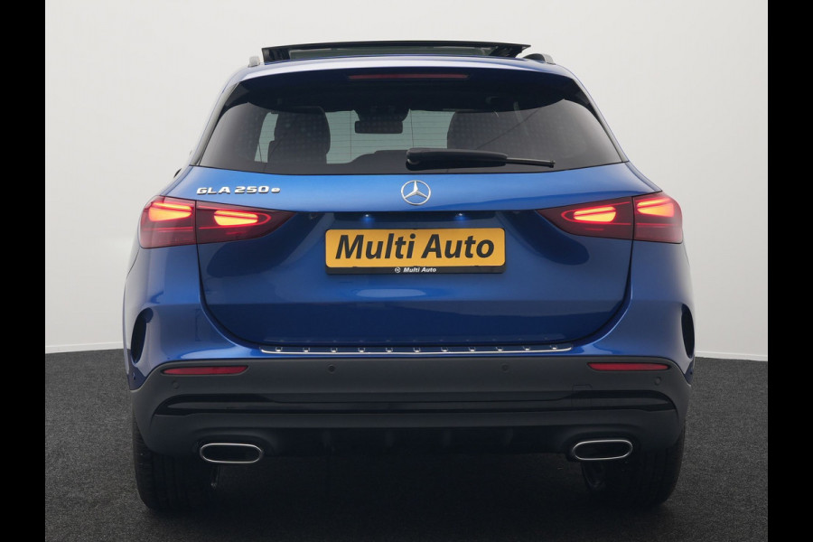 Mercedes-Benz GLA 250 e AMG Line Plug In Hybrid Facelift Night 218pk PHEV | Panodak | Adaptive Cruise | Burmester | 360 Camera | Alcantara Sportstoelen | Widescreen Navi | Keyless | Sfeerverlichting |