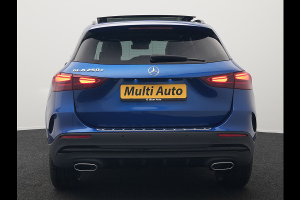 Mercedes-Benz GLA 250 e AMG Line Plug In Hybrid Facelift Night 218pk PHEV | Panodak | Adaptive Cruise | Burmester | 360 Camera | Alcantara Sportstoelen | Widescreen Navi | Keyless | Sfeerverlichting |