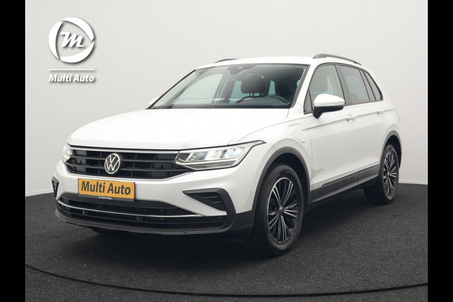 Volkswagen Tiguan 1.4 TSI eHybrid Plug in Hybrid | PHEV | Trekhaak af Fabriek | Adaptive Cruise | LED | DAB | Navi | Verwarmde Stoelen & Stuur |