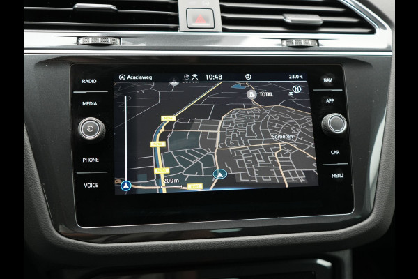 Volkswagen Tiguan 1.4 TSI eHybrid Plug in Hybrid | PHEV | Trekhaak af Fabriek | Adaptive Cruise | LED | DAB | Navi | Verwarmde Stoelen & Stuur |