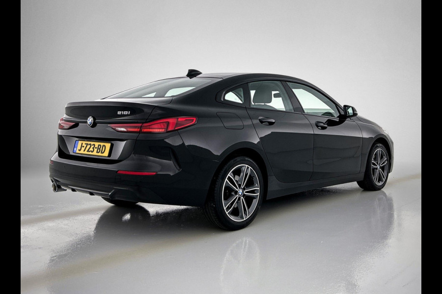 BMW 2 Serie Gran Coupé 218i Executive Edition Automaat (NAVI, SPORTSTOELEN, CARPLAY, PDC, LEDER, 1e EIGENAAR, DEALER ONDERHOUDEN)