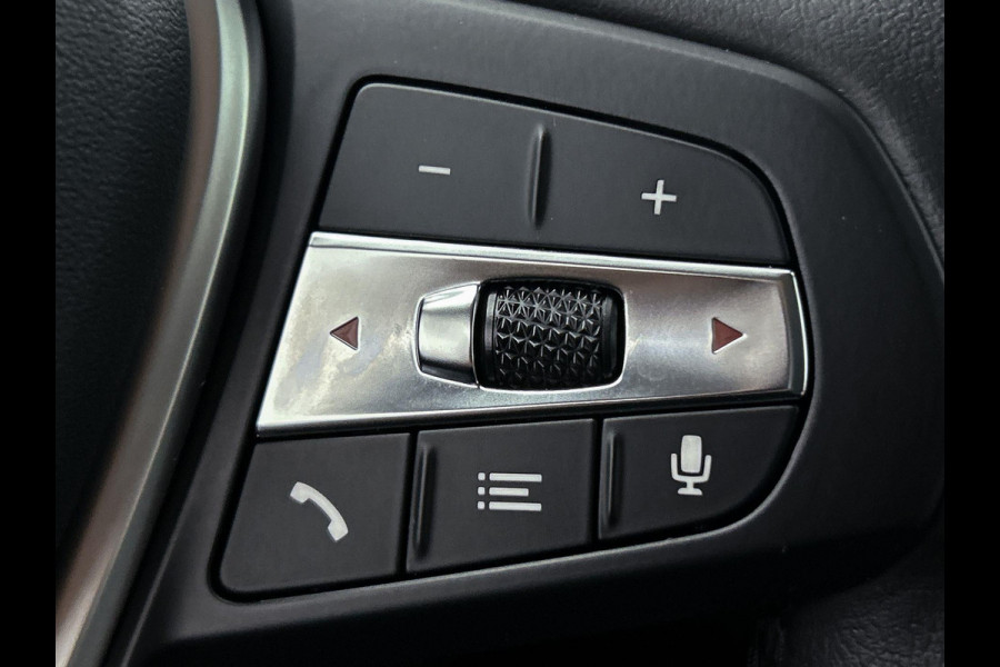 BMW 2 Serie Gran Coupé 218i Executive Edition Automaat (NAVI, SPORTSTOELEN, CARPLAY, PDC, LEDER, 1e EIGENAAR, DEALER ONDERHOUDEN)