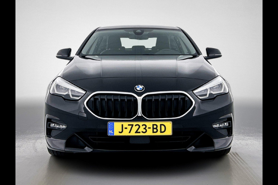 BMW 2 Serie Gran Coupé 218i Executive Edition Automaat (NAVI, SPORTSTOELEN, CARPLAY, PDC, LEDER, 1e EIGENAAR, DEALER ONDERHOUDEN)