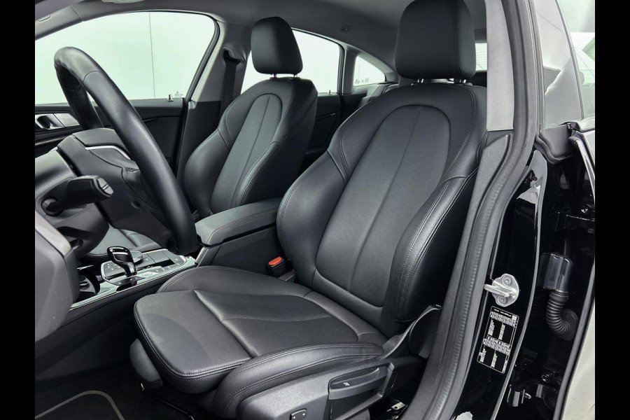 BMW 2 Serie Gran Coupé 218i Executive Edition Automaat (NAVI, SPORTSTOELEN, CARPLAY, PDC, LEDER, 1e EIGENAAR, DEALER ONDERHOUDEN)