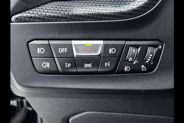 BMW 2 Serie Gran Coupé 218i Corporate High Executive Automaat (NAVIGATIE, LED, STUURBEDIENING, 1e EIGENAAR, GOED ONDERHOUDEN)