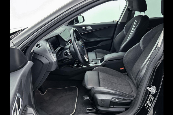 BMW 2 Serie Gran Coupé 218i Corporate High Executive Automaat (NAVIGATIE, LED, STUURBEDIENING, 1e EIGENAAR, GOED ONDERHOUDEN)