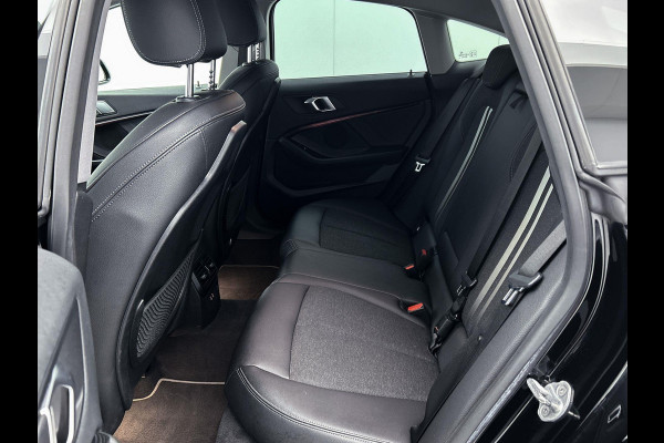 BMW 2 Serie Gran Coupé 218i Corporate High Executive Automaat (NAVIGATIE, LED, STUURBEDIENING, 1e EIGENAAR, GOED ONDERHOUDEN)
