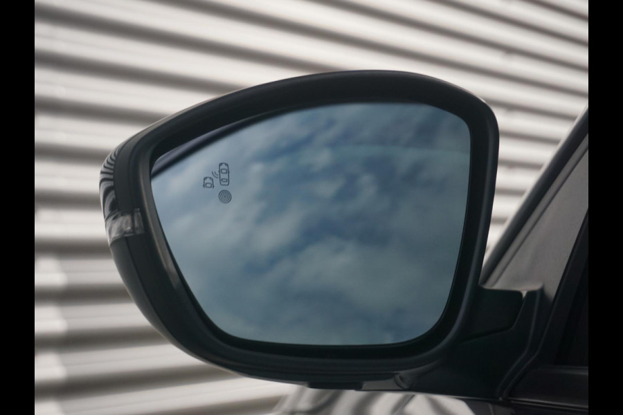 Peugeot 208 1.2 Hybrid 110 e-DCS6 Allure