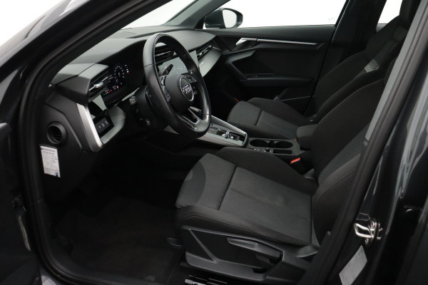 Audi A3 Limousine 35 TFSI Business edition Automaat (NAVIGATIE, LED, CARPLAY, VIRTUAL COCKPIT, 1e EIGENAAR, GOED ONDERHOUDEN)