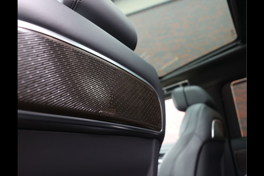 Land Rover Range Rover P550e Autobiography | 23 SV - Meridian Signature