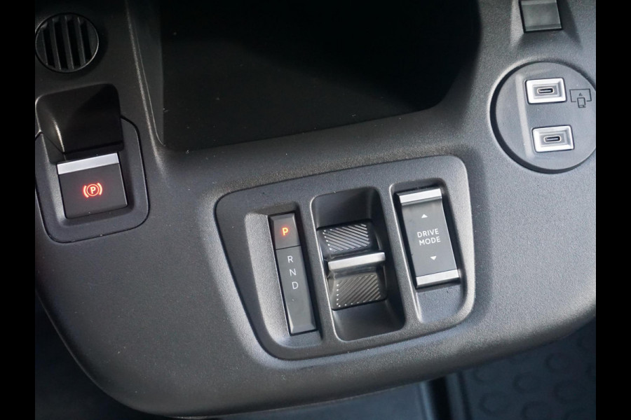 Opel Combo Electric L1 50 kWh. | 8 jaar garantie | 3 zitplaatsen | zeer luxe uitvoering | rijklaarprijs
