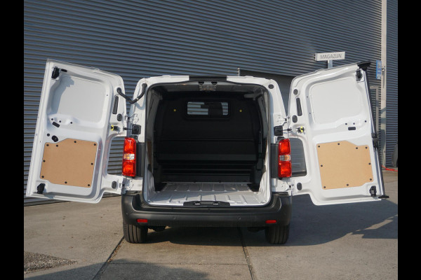 Opel Vivaro Electric L2 75 kWh | 0% rente | 8 jaar garantie | e-PTO 400V | navigatie incl. Apple Carplay | camera | rijklaarprijs