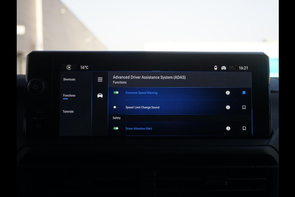 Opel Vivaro Electric L2 75 kWh | 0% rente | 8 jaar garantie | e-PTO 400V | navigatie incl. Apple Carplay | camera | rijklaarprijs