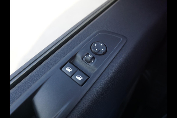 Opel Vivaro Electric L2 75 kWh | 0% rente | 8 jaar garantie | e-PTO 400V | navigatie incl. Apple Carplay | camera | rijklaarprijs