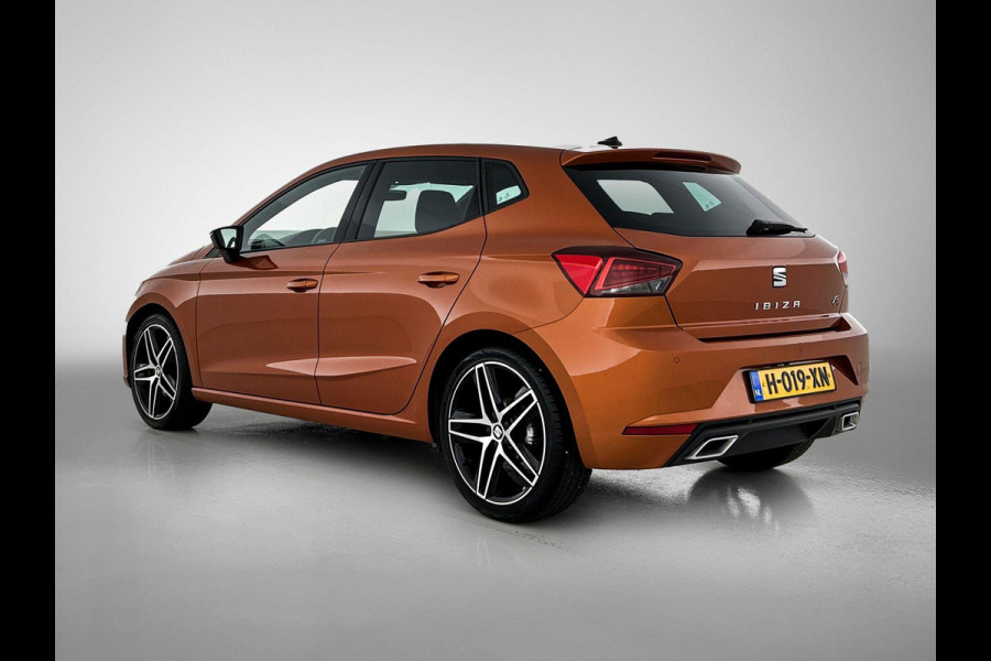 Seat Ibiza 1.0 TSI FR Intense Automaat (PANORAMADAK, DIGITALE COCKPIT, CARPLAY, LED, CAMERA, PDC, 1e EIGENAAR, GOED ONDERHOUDEN)
