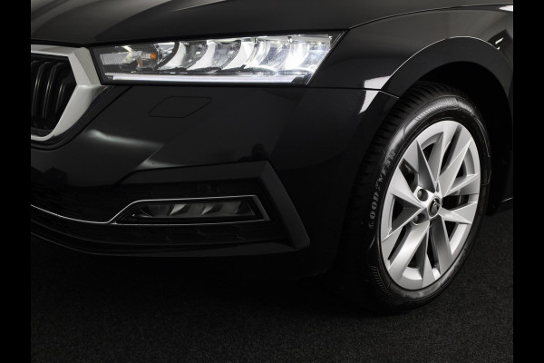 Škoda Octavia Combi 1.0 e-TSI Business Edition Plus 110 pk Automaat (DSG) | Verlengde garantie | Navigatie | Parkeersensoren | Adaptieve cruise control | Autom. airco (3 zones) |