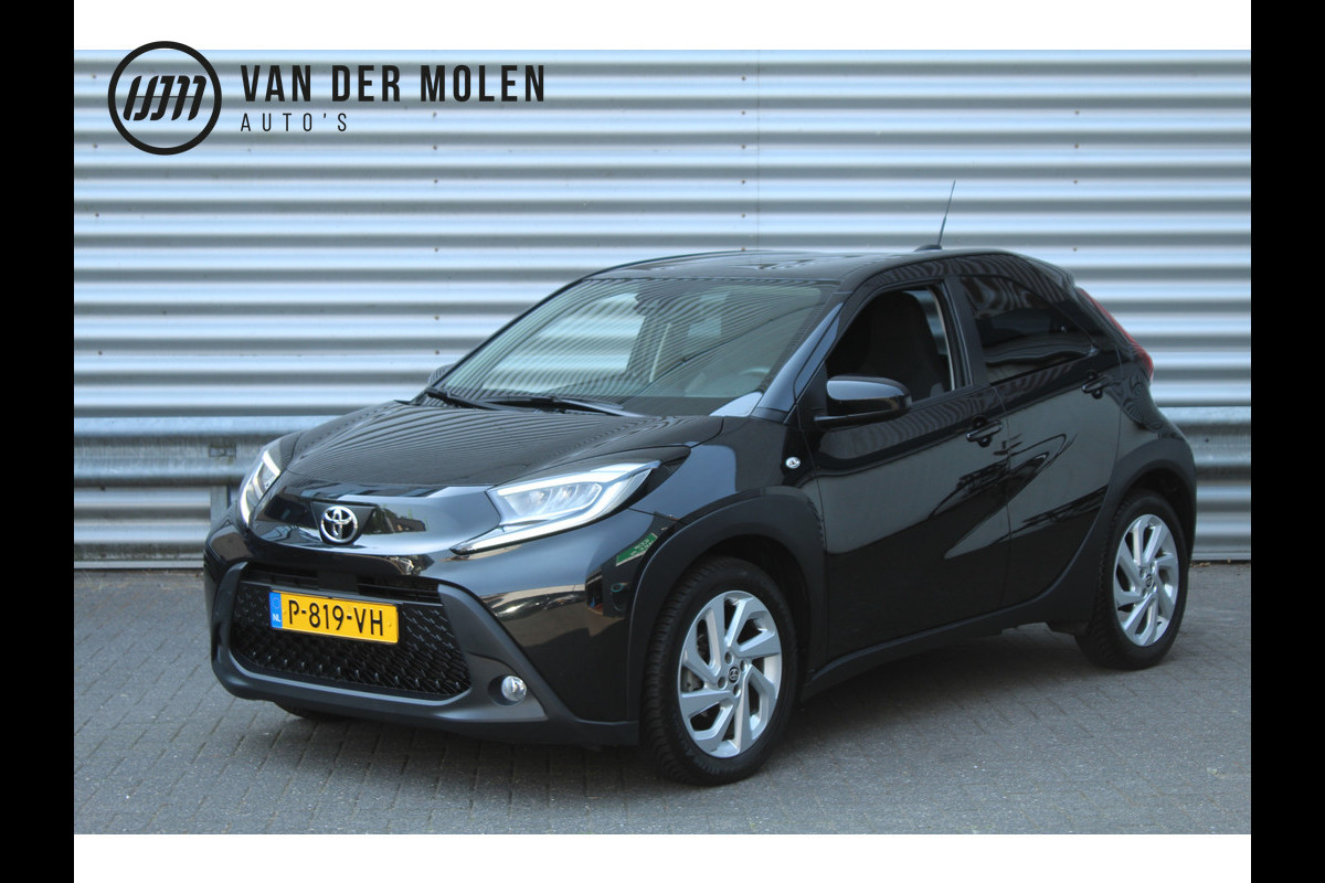 Toyota Aygo X 1.0 VVT-i 73pk MT first NL-Auto NAP 10 Jaar Garantie Clima Cruise Carplay Camera 17"LMV Toyota Aygo X 1.0 VVT-i 73pk MT first NL-Auto NAP 10 Jaar Garantie Clima Cruise Carplay Camera 17"LMV