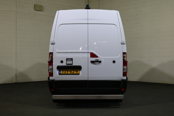 Renault Master 2.3 dCi 135pk L3 H2 Airco Navigatie Camera