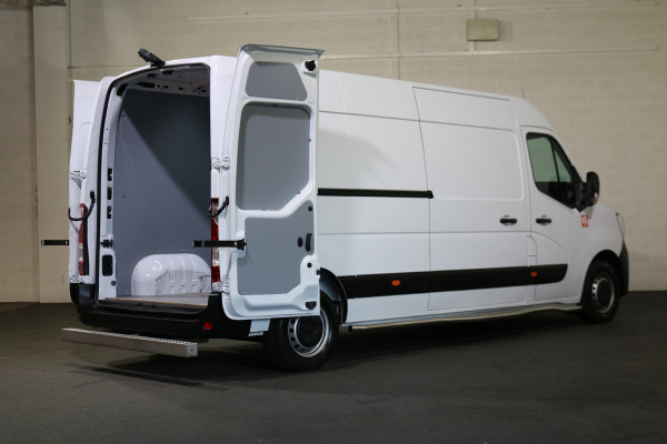 Renault Master 2.3 dCi 135pk L3 H2 Airco Navigatie Camera
