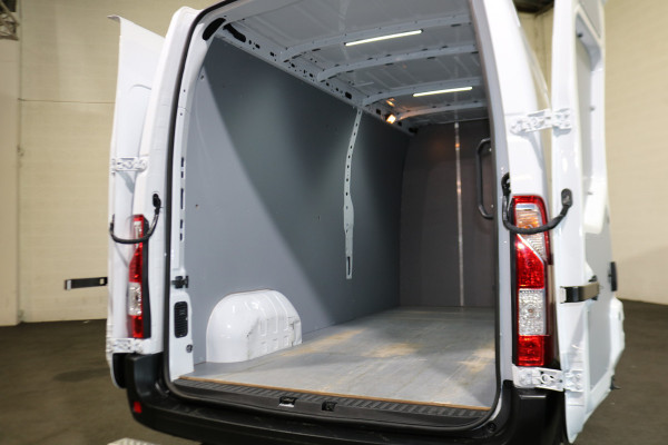 Renault Master 2.3 dCi 135pk L3 H2 Airco Navigatie Camera