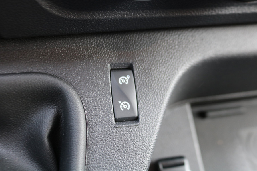 Renault Master 2.3 dCi 135pk L3 H2 Airco Navigatie Camera