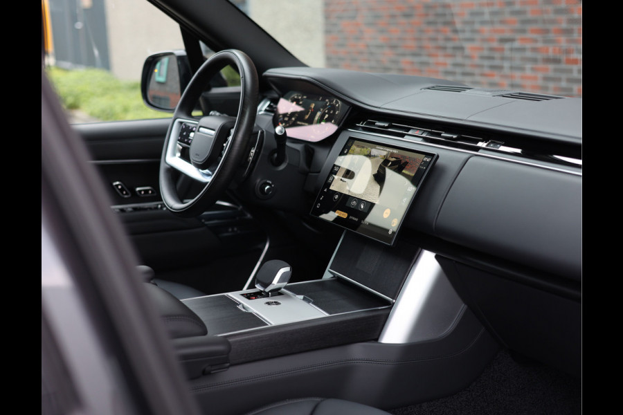 Land Rover Range Rover P550e Autobiography | 23 SV - Meridian Signature