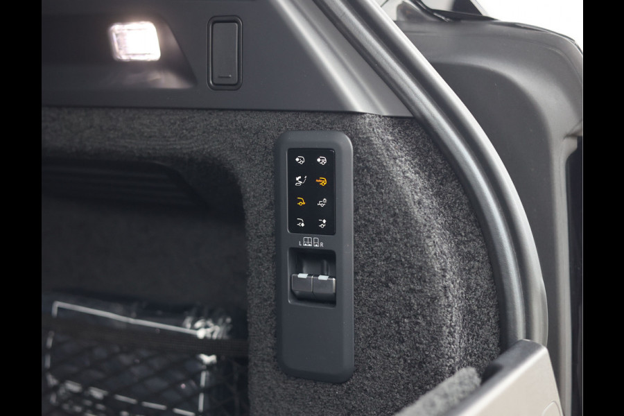Land Rover Range Rover P550e Autobiography | 23 SV - Meridian Signature
