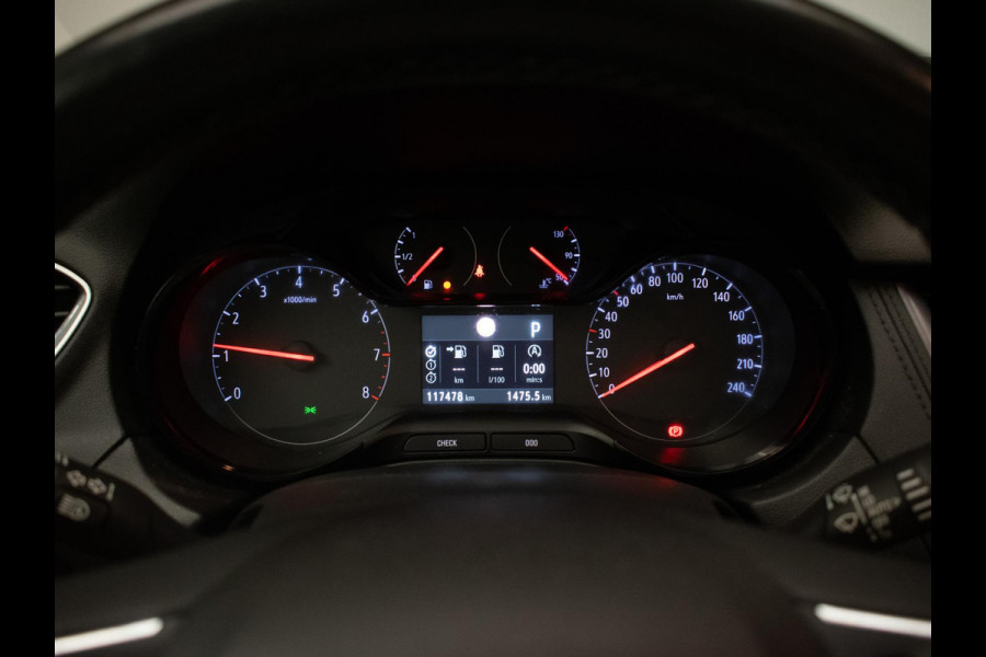 Opel Grandland X 1.2 Turbo Innovation Sport (APPLE CARPLAY,NAVI,LED,CRUISE,CLIMATE,LANE ASSIST,GETINT,TREKHAAK,PDC,CAMERA)