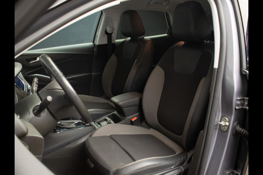 Opel Grandland X 1.2 Turbo Innovation Sport (APPLE CARPLAY,NAVI,LED,CRUISE,CLIMATE,LANE ASSIST,GETINT,TREKHAAK,PDC,CAMERA)