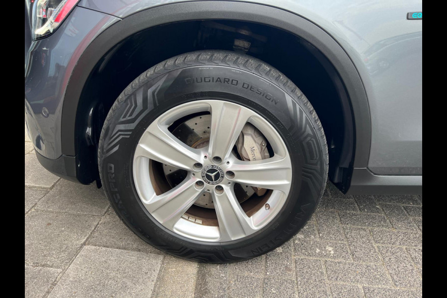 Mercedes-Benz GLC 300e 4MATIC
