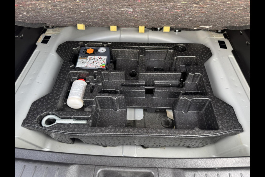 Suzuki Vitara 1.6 Exclusive Automaat Trekhaak Camera Carplay Navigatie Cruise All season