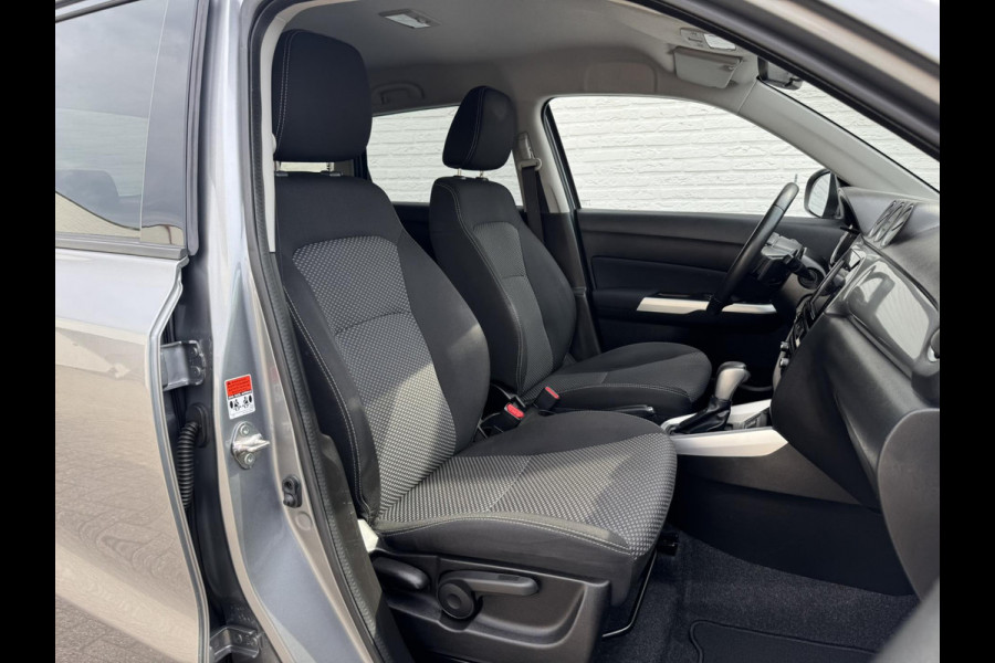 Suzuki Vitara 1.6 Exclusive Automaat Trekhaak Camera Carplay Navigatie Cruise All season